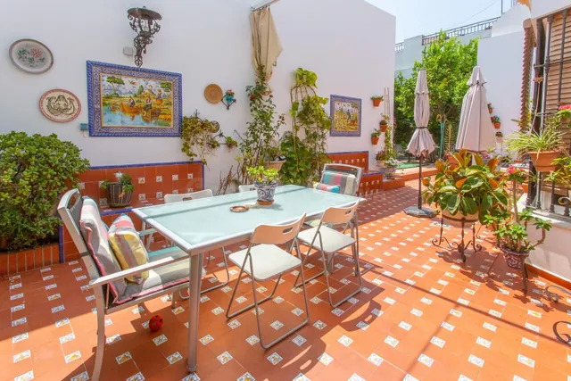 Exclusiva casa con jardín en el centro de El Puerto de Santa María — 5
