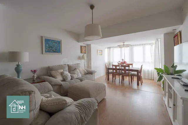 Piso de 154 m2 reformado, 4 dormitorios, luminoso y con trasteros en avenida de Andalucía — 5