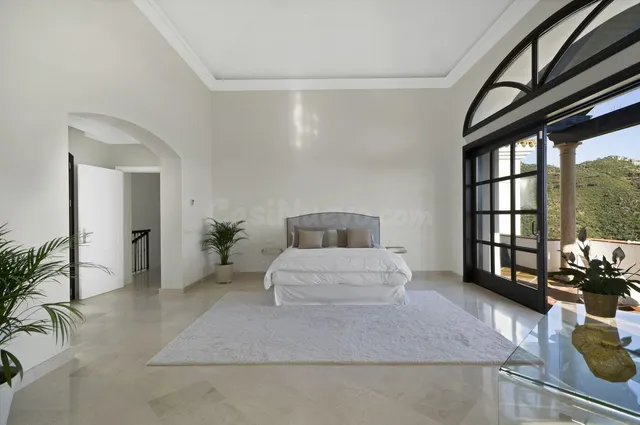 Chalet 5 habitaciones 708m² en venta - Costa del Sol - foto 5