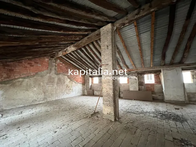 Casa a la venta en Ontinyent zona centro . — 9