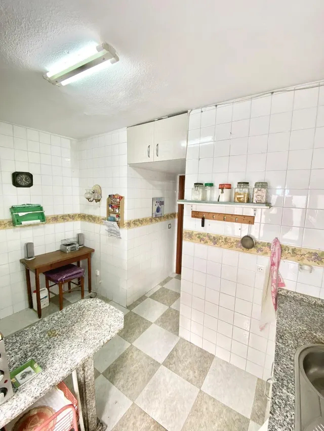 Piso 4 habitaciones 126m² en venta - Av. Barcelona - Viñuela - Rescatado — 10