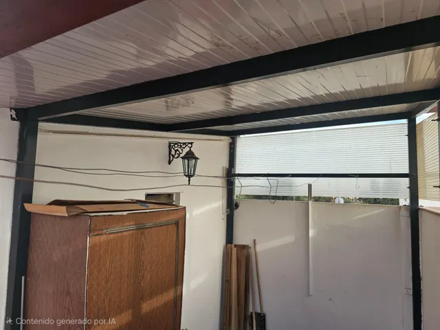 Piso de 4 dormitorios con plaza de garaje en San Basilio, con terraza de 20 m2 anexa al trastero en la cubierta. — 47