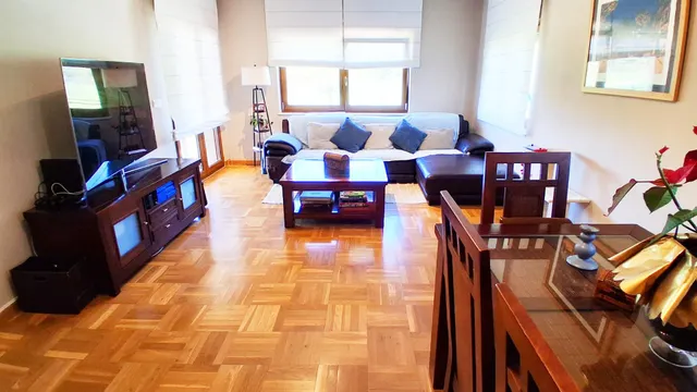 Urbis te ofrece un chalet en venta en Ciudad Rodrigo, Salamanca. — 36