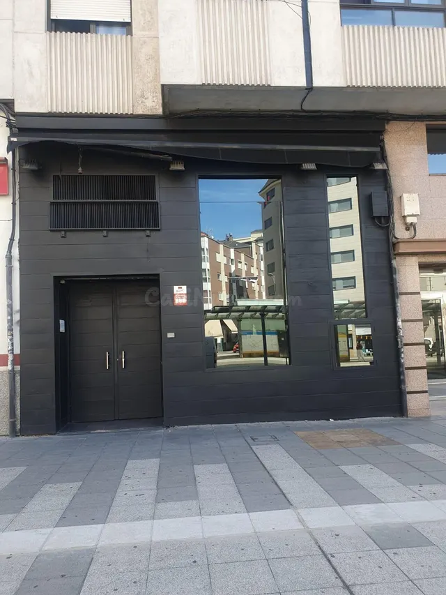 OPORTUNIDAD LOCAL CAFETERIA - PUB COMPLETAMENTE ACONDICIONAD