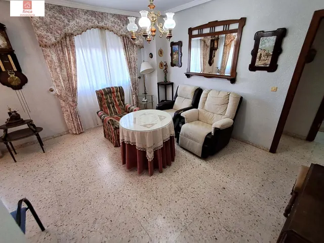 SE VENDE PISO PLANTA BAJA EN MONTIJO, ZONA EL MOLINO, ZONA T - foto 5