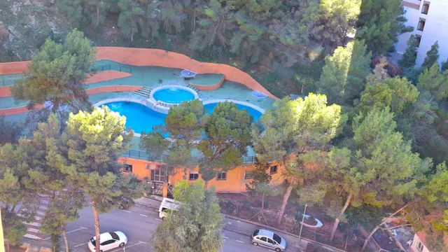 Dos pisos en uno ( oportunidad de inversion en Benidorm ) — 35