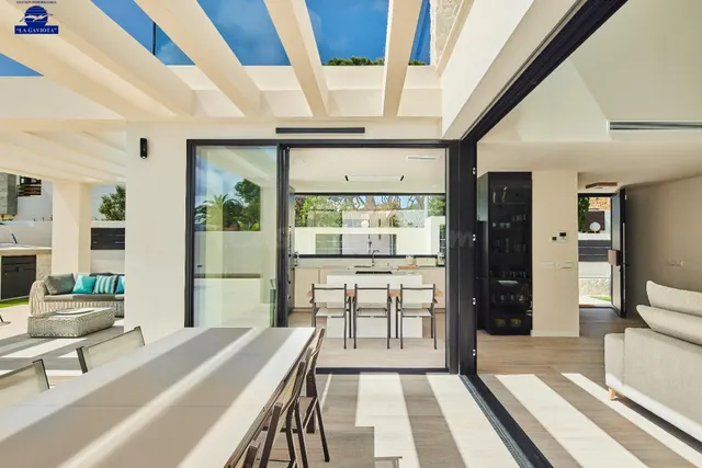 VILLA DE LUJO EN LA BARROSA - foto 4