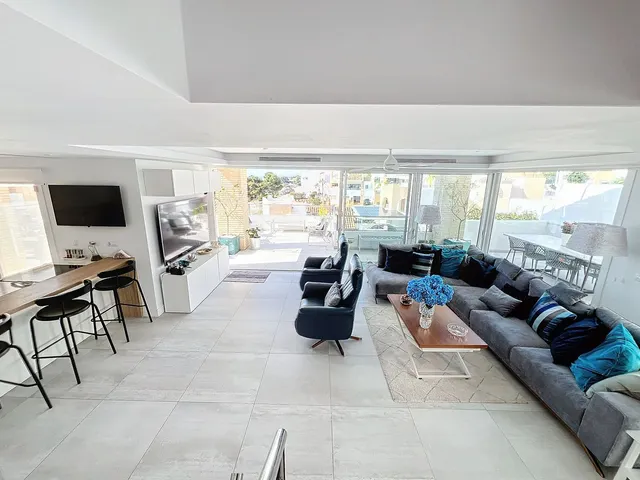Adosado 3 habitaciones 358m² en venta - Centro — 28