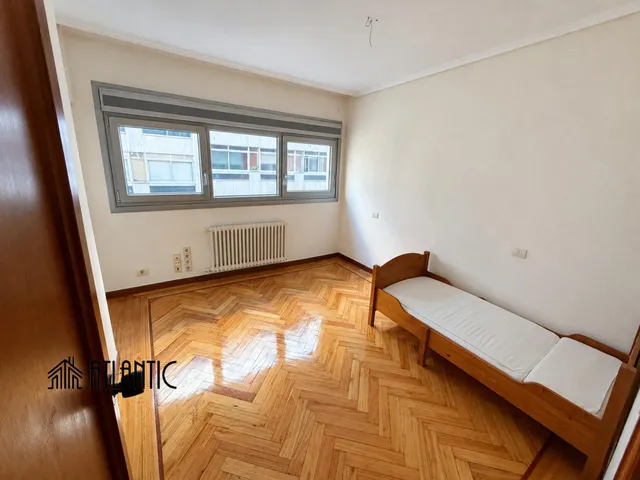 Piso 4 habitaciones 135m² en venta - Corte Inglés — 29