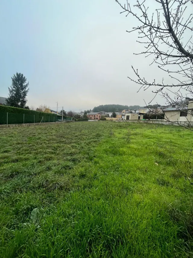 SE VENDE PARCELA PARA EDIFICAR EN CAMPO (PONFERRADA) — 4