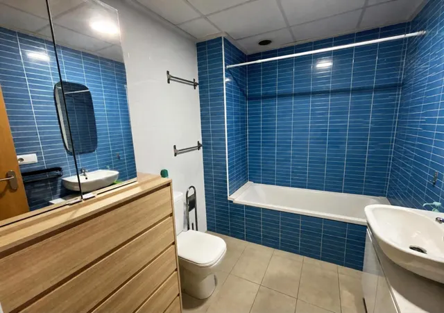 PISO LUMINOSO CON TERRAZA Y 2 AMPLIAS habitaciones - Zona CONCORDIA - BURJASSOT — 15