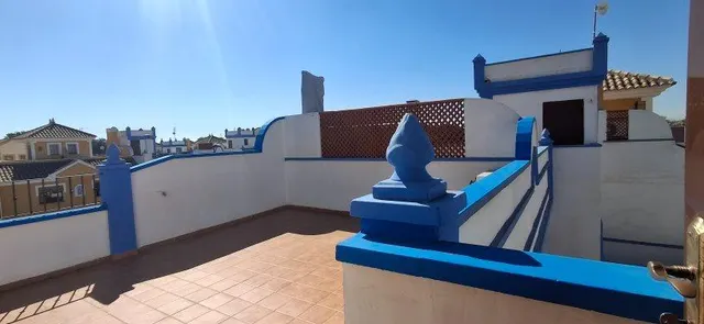 PRECIOSO DÚPLEX ADOSADO ESTILO MEDITERRÁNEO — 47