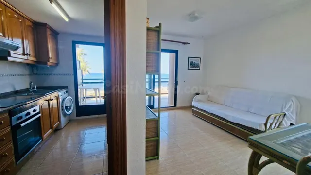 APARTAMENTO CON FANTASTICAS VISTAS AL MAR — 4