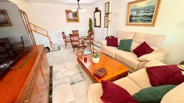 Exclusivo ático dúplex de 4 dormitorios en la prestigiosa Mi - foto 3