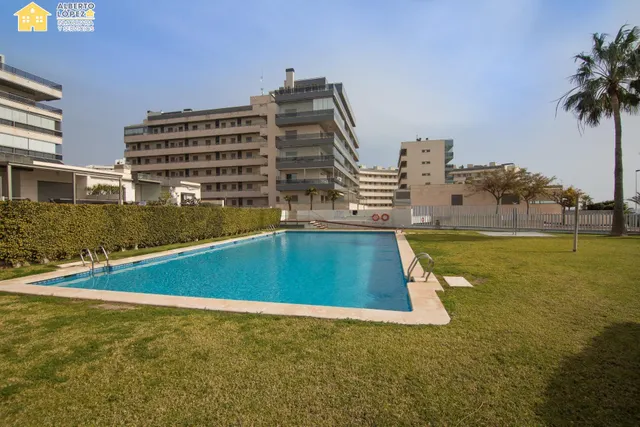 Vivienda en alquiler de larga temporada en Arenales del Sol. — 32