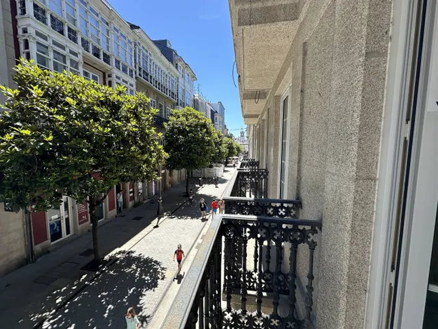 Primera Planta en Venta en Calle de la Reina — 29