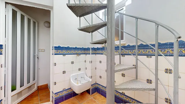 Amplia vivienda con bajo de 100m2 en Pilar de la Horadada — 44