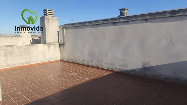 Impresionante Ático Dúplex Reformado en Campo de la Verdad Zona Alta - €220,000 — 11