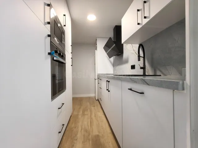 Piso 3 habitaciones 85m² en alquiler - Centro - foto 2