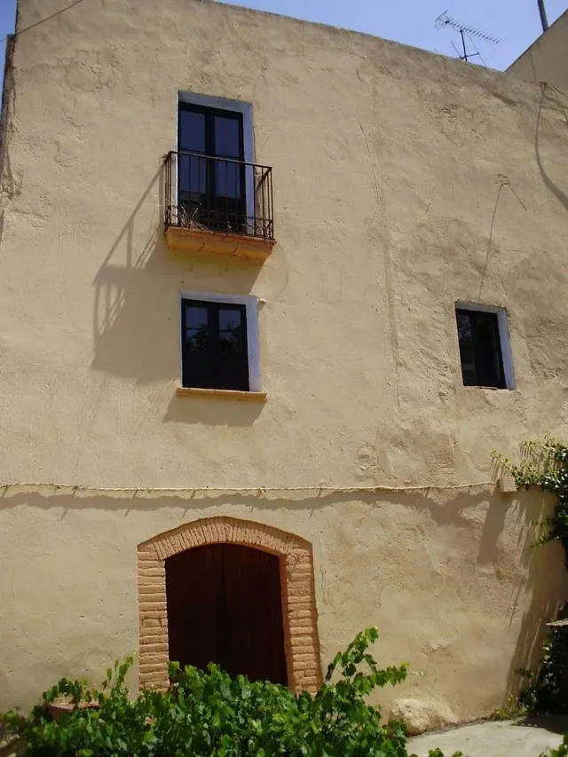 PROYECTO DE FINCA RÚSTICA — 8