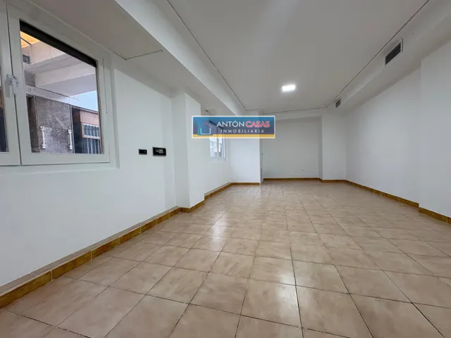Local comercial céntrico en Novelda – 79 m2 — 6