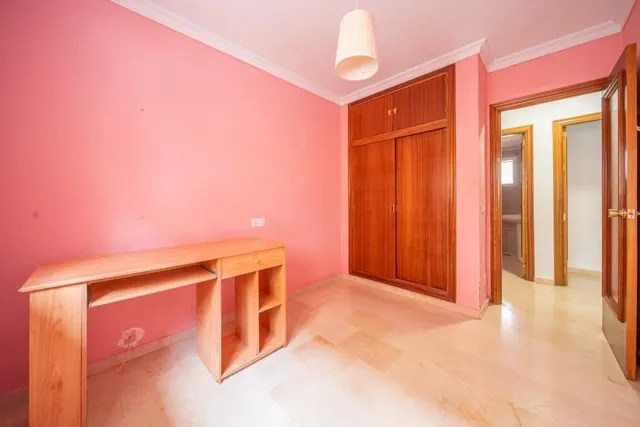 ¡4 dormitorios en Fuengirola! amplitud, terraza y ubicación privilegiada — 12