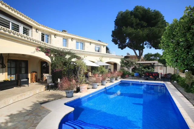 MAGNÍFICA VILLA DE LUJO CON VISTAS PANORÁMICAS EN CALPE — 6
