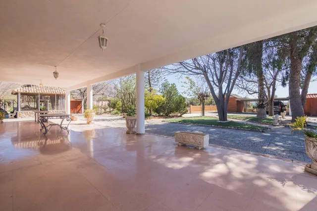 ¡chalet con piscina y gran parcela en Redován! — 19