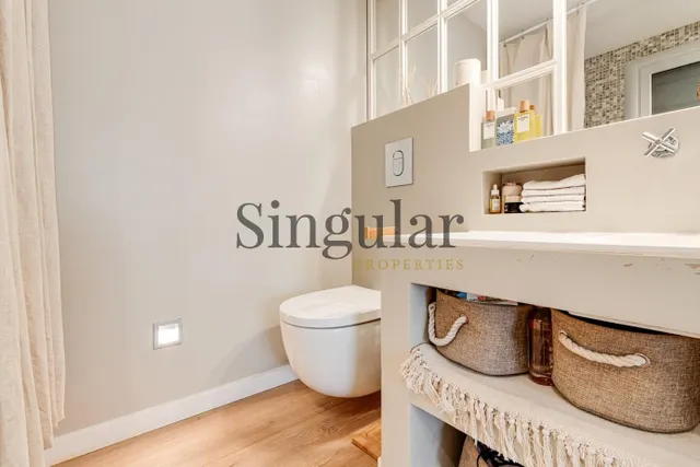 Turó Park – Mestre Nicolau | 70 m2 reformados con balcón y suelos de roble — 32
