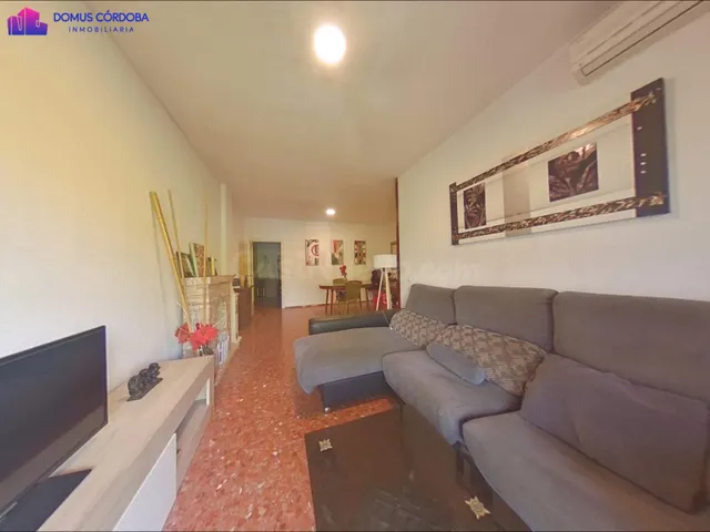 OPORTUNIDAD EN LA ZONA DEL CAMPING. - foto 2
