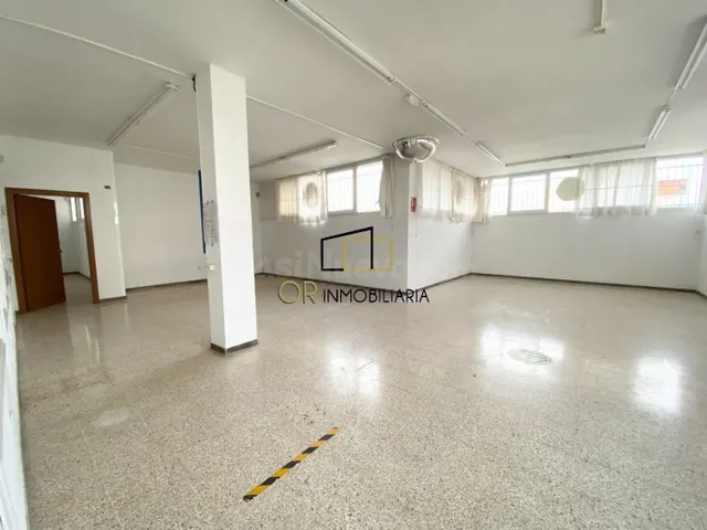 Local comercial en La Ràpita de Santa Margarida i Els Monjos - foto 2