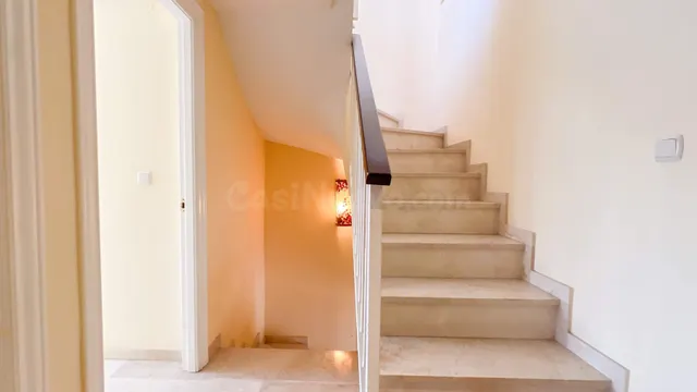 Casa adosada de 4 dormitorios en El Rosario, Marbella — 38