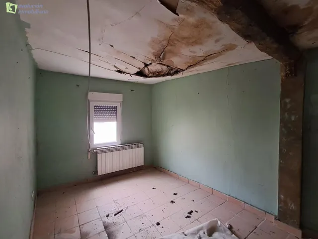 Se vende casa en Quintanapalla, Burgos — 14