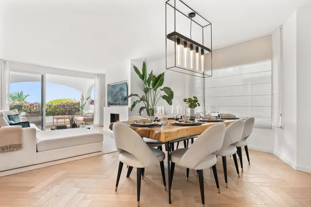 Casa adosada de dos plantas de 4 dormitorios y 3 baños en ve - foto 3