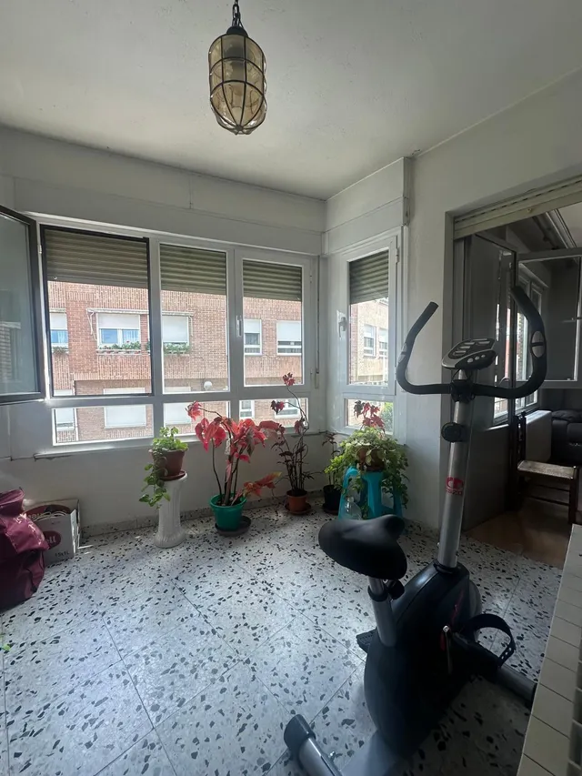 Venta: Amplio y Luminoso Piso en el Barrio de los Judíos. — 14