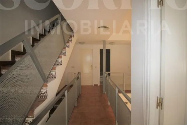 Adosado en alquiler  SIN AMUEBLAR en Urbanización Torre en Conill — 12