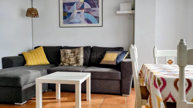 Apartamento en la primera línea de mar con licencia turístic - foto 3