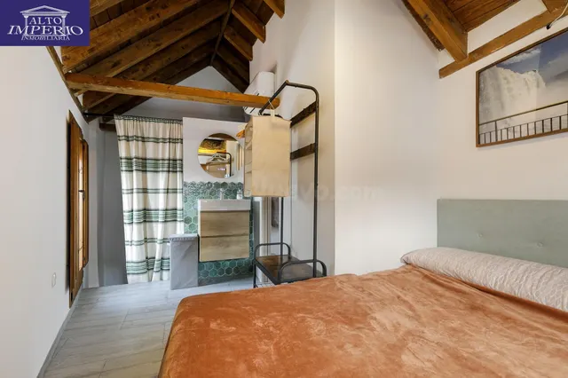 Casa unifamiliar reformada. — 5