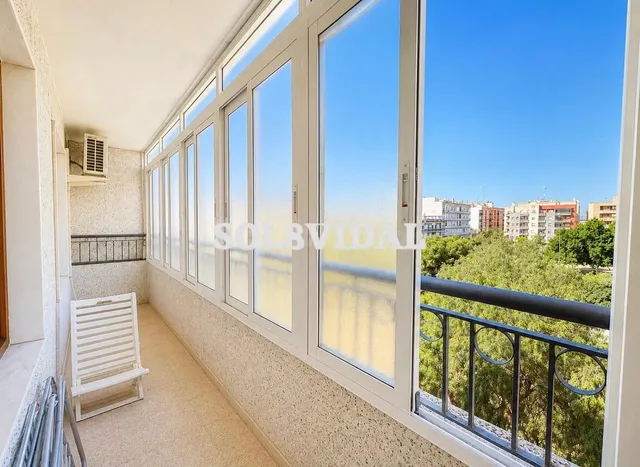 PRECIOSO PISO EN PLAZA DE LA LIBERTAD, ALMORADÍ - foto 3