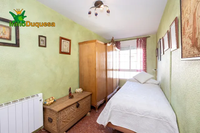 Piso de 3 dorm. en Camino Bajo de Huétor. — 7