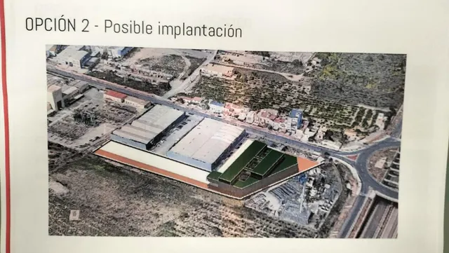 EN VENTA SOLAR URBANO INDUSTRIAL EN AVDA HERMANOS BOU de CAS - foto 3