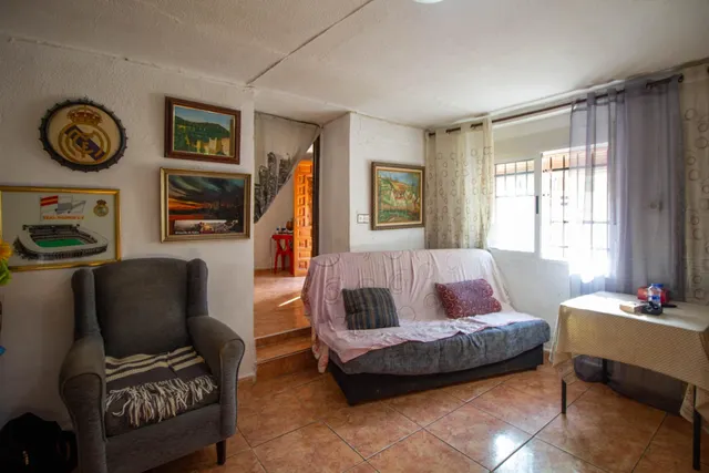 ¡Una oportunidad para crear tu hogar en una de las zonas con más personalidad de Xàtiva! — 7
