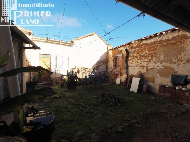 *Casa, en esquina, para solar, junto a c/Espartero, con 200m - foto 4