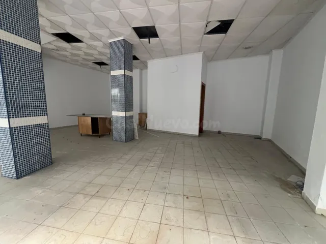 Local comercial 100m² en venta - Centro — 2