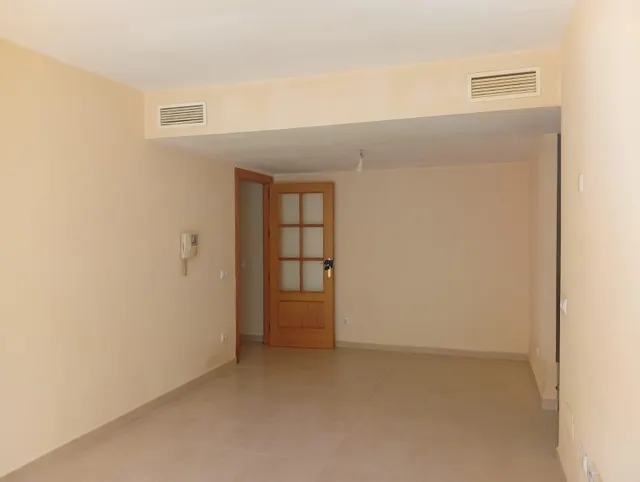 Amplio Piso de 2 habitaciones en el Corazón de Vera — 6