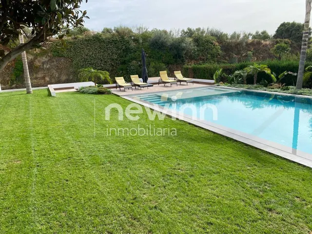 EXCLUSIVO chalet en una planta - foto 5