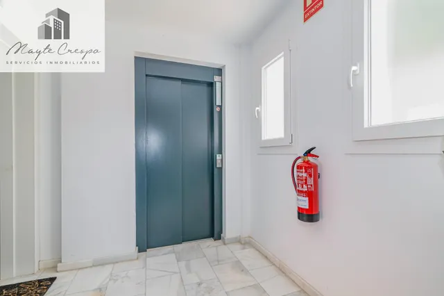 Precioso duplex moderno con patio — 36