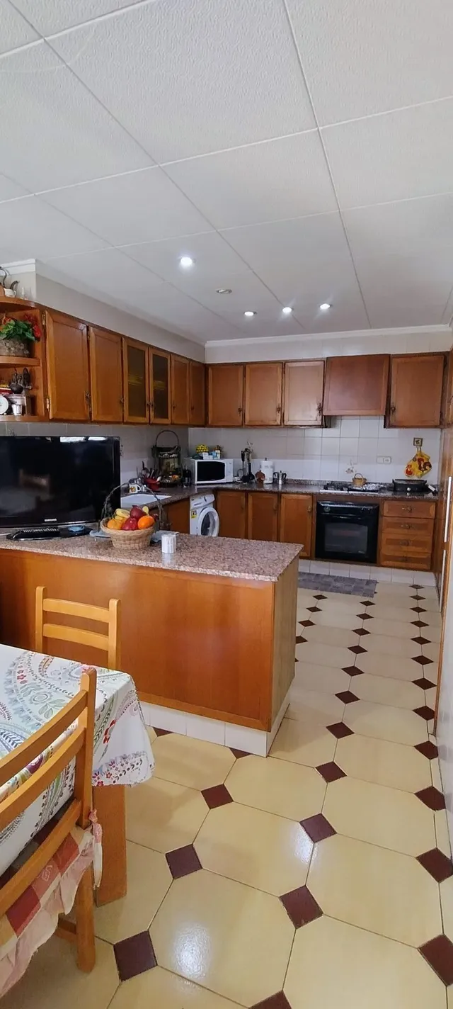 SE VENDE CHALET Y EDIFICIO DE 2 PLANTAS EN PETRER — 35