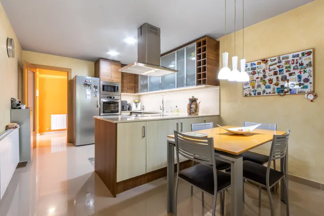Espectacular Casa en Castellar del Vallès — 10