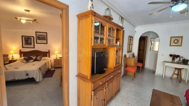Apartamento de 2 dormitorios con ascensor y piscina comunita - foto 5